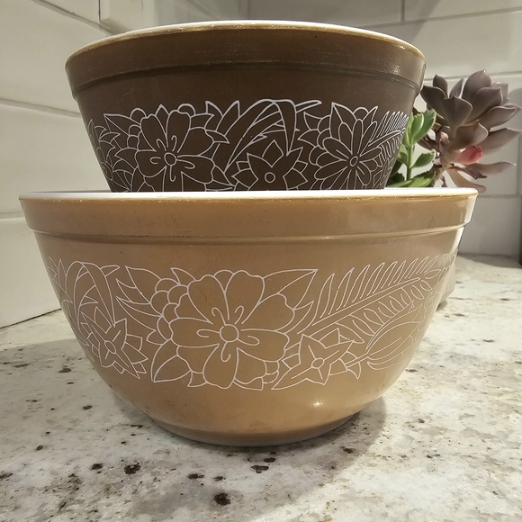 Pyrex Woodland Patterned Mixing Bowls Set 2 1970 Opalware - Picture 2 of 15